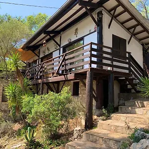 https://la-casita-del-bosque-sant-pere-de-ribes.catalonia-hotels.com